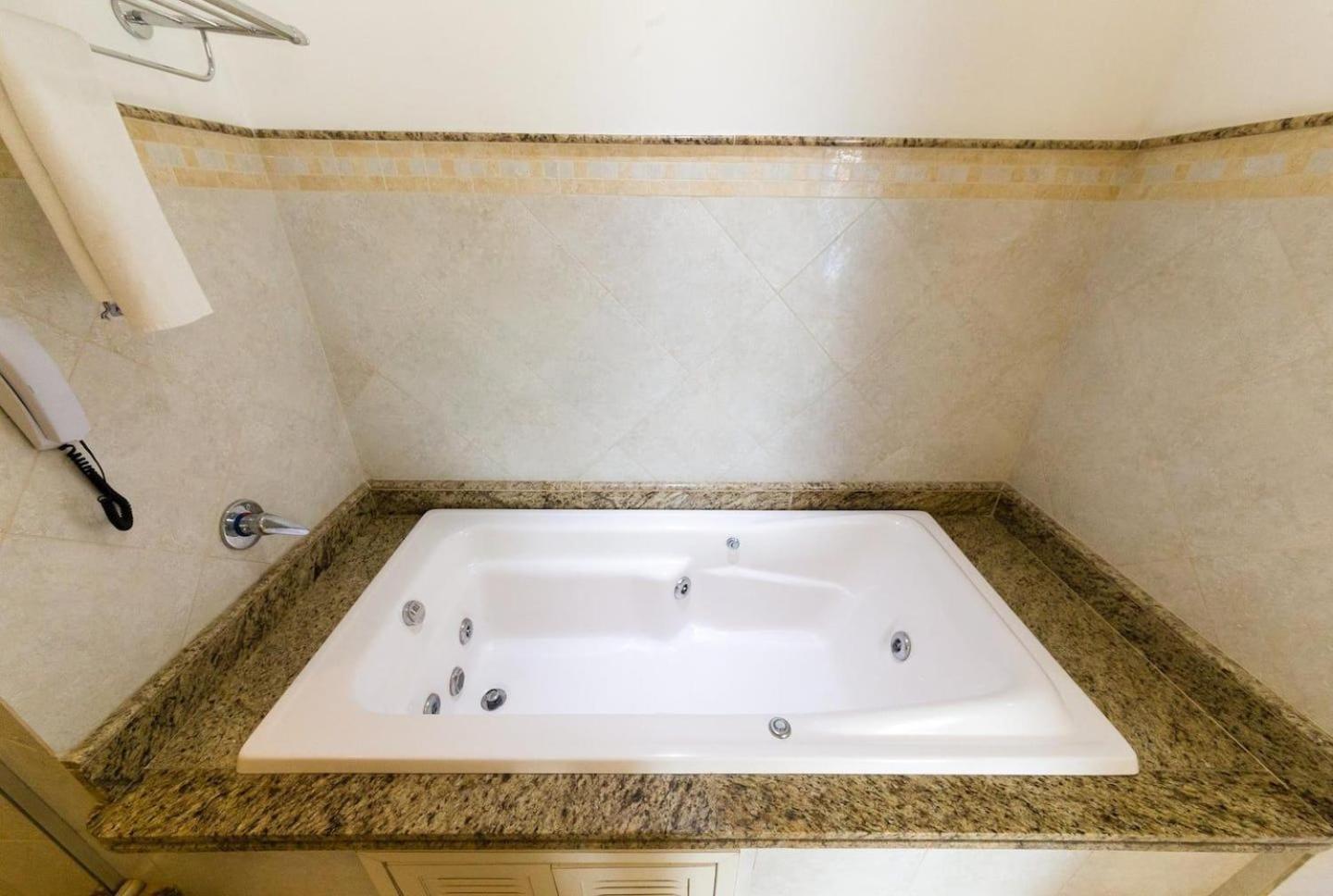 Cobertura luxuosa dentro de Resort - Direto com proprietário Florianópolis Quarto foto